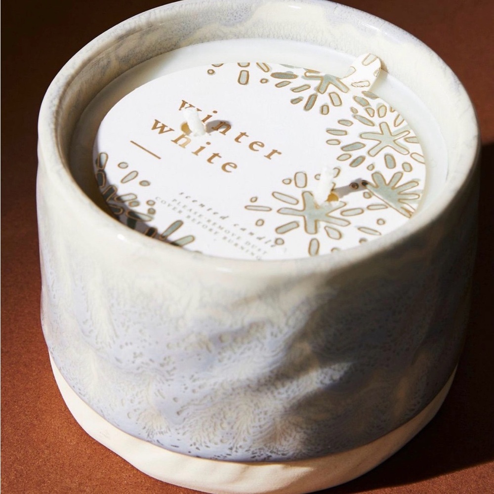 Anthropologie NWT Ceramic Winter White Scented Candle